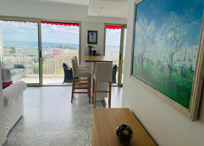 Superbe 2 Pieces Antibes Vue Mer, Piscine, Parking